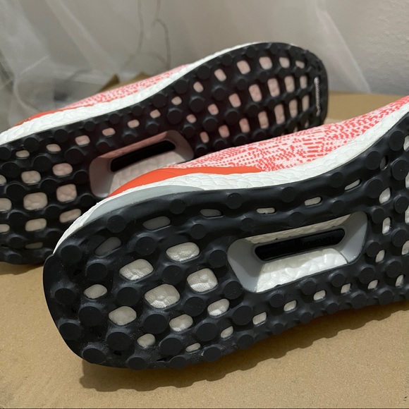Adidas - ULTRA BOOST UNCAGED SHOES - Picture 10 of 12